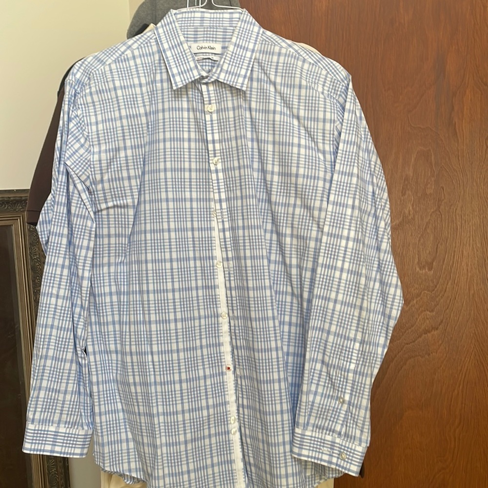 Calvin Klein men’s dress shirt